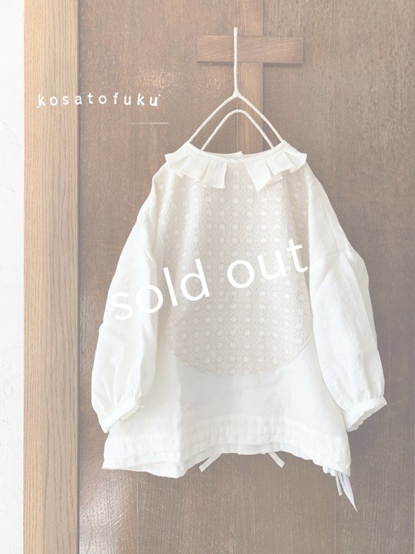 画像2: kosatofuku／プリーツカラーとレース切替のブラウス・オフ (2)