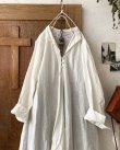 画像2: HALLELUJAH／Robe de femme de chambre 小間使いローブ衿付・off-white (2)