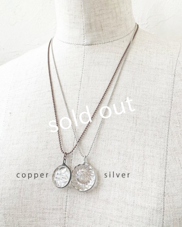 画像5: caco grass works／ヴィンテージガラスボタンのペンダント (5)