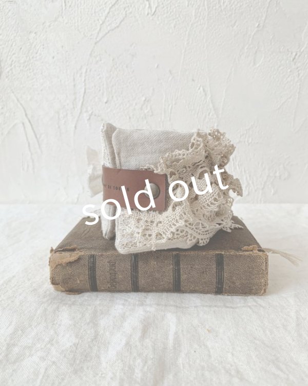 画像7: pollenbienco／アンティークレースのクッションブレスレット・B (7)