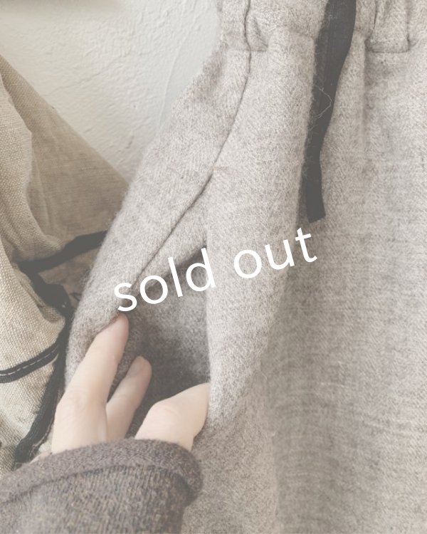 画像7: MARCHE' DE SOEUR／シェットランドウールヘリンボーン ピエロパンツ・モカベージュ (7)