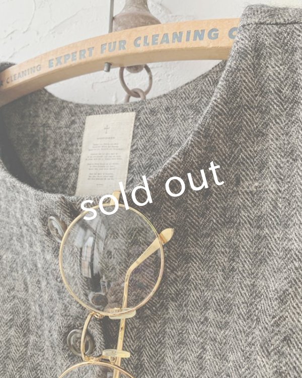 画像5: MARCHE' DE SOEUR／シェットランドウールへリンボーン ちびベスト・チャコール (5)