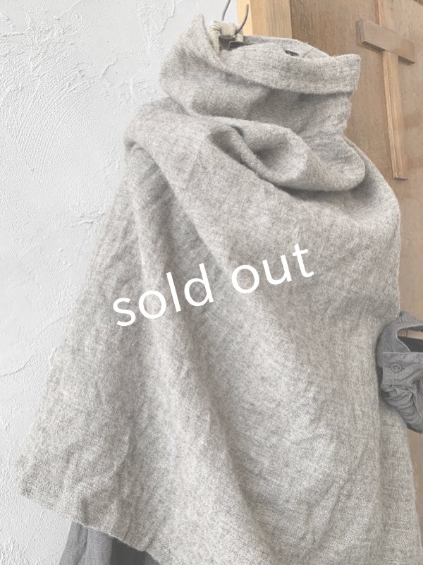 画像5: MARCHE' DE SOEUR／シェットランドウールへリンボーンポンチョ・モカベージュ (5)