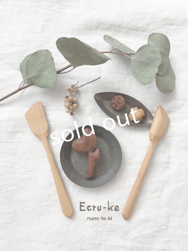 画像1: ecru-ke／木彫りのブローチとナイフ (1)