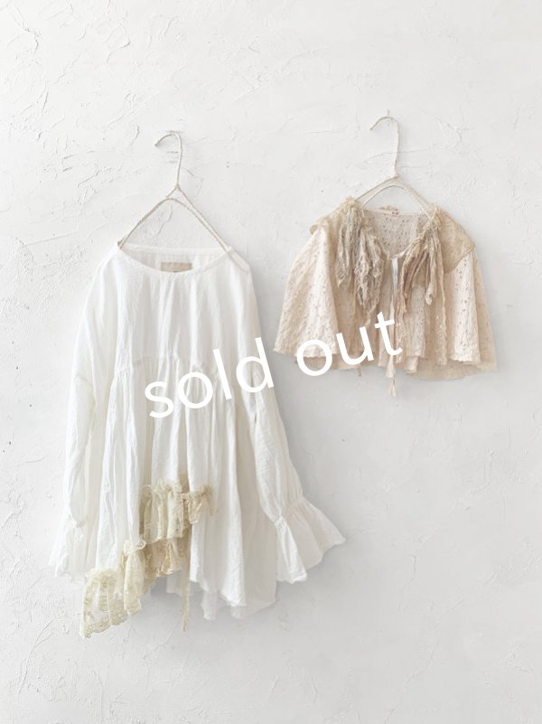 画像10: pollenbienco／ケープ付きアンティークレースプルオーバー (10)