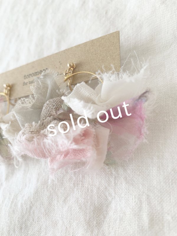 画像4: toromeco／裂き布フープイヤリングpetals (4)