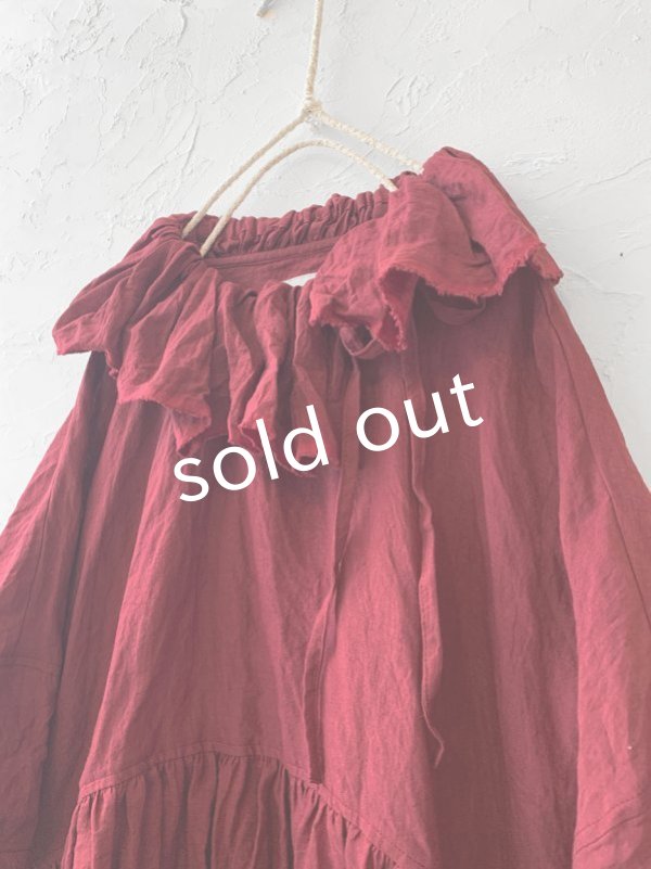 画像2: MARCHE' DE SOEUR／大きなラッフル襟プルオーバー・ファナージュダークレッド (2)