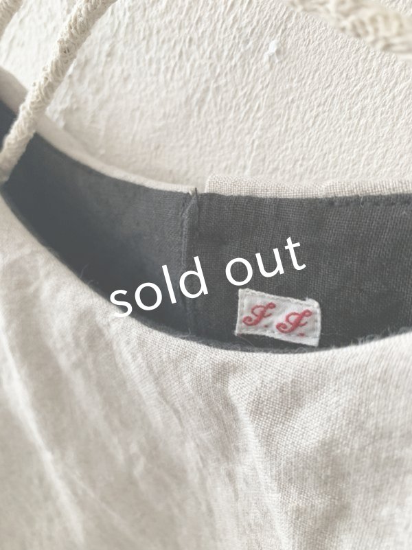 画像6: je suis comme je suis/ビブカラーブラウス・黒 (6)