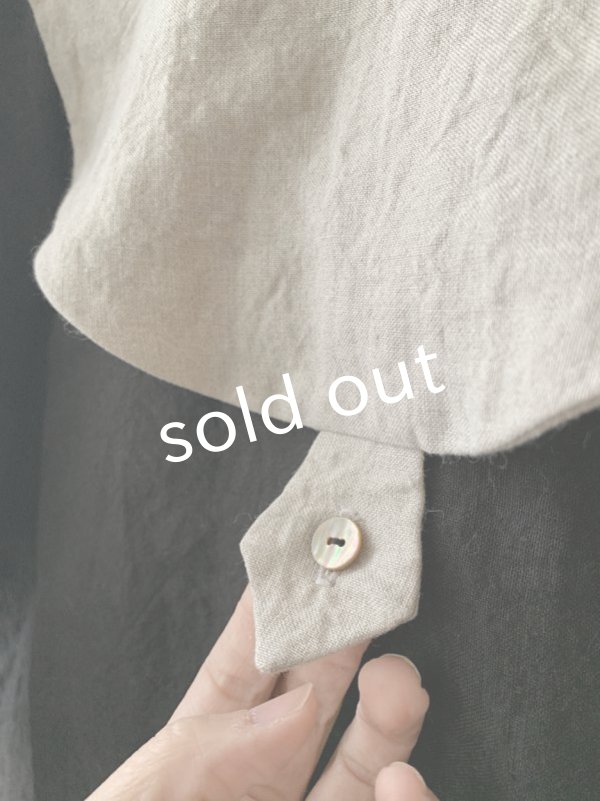 画像2: je suis comme je suis/ビブカラーブラウス・黒 (2)