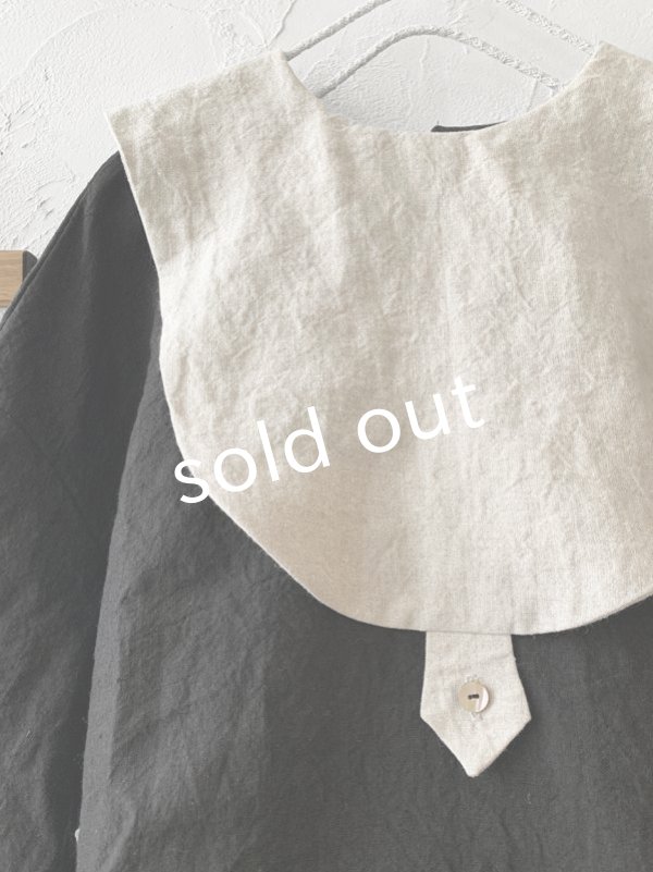 画像5: je suis comme je suis/ビブカラーブラウス・黒 (5)