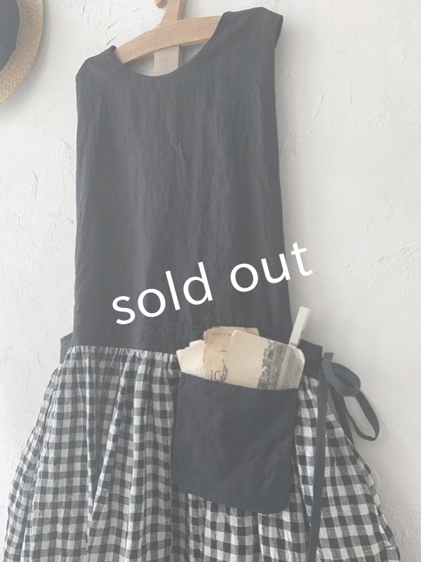画像2: MARCHE' DE SOEUR／バッククロスワンピース・黒ギンガム (2)