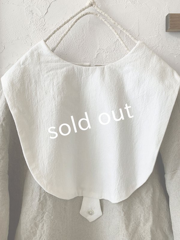 画像2: je suis comme je suis/ビブカラーブラウス・生成り×白襟 (2)