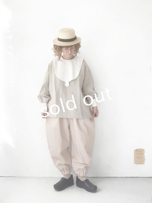 画像11: je suis comme je suis/ビブカラーブラウス・黒×生成り襟 (11)