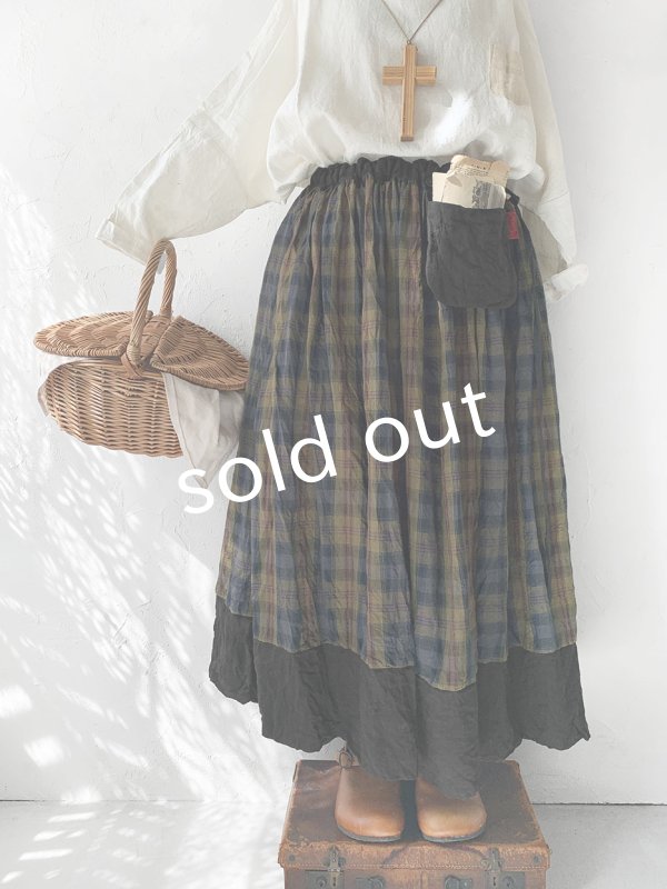 画像2: MARCHE' DE SOEUR／種蒔きポケットスカート・カーキチェック (2)