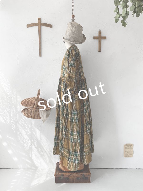 画像8: MARCHE' DE SOEUR／スキッパーギャザーワンピース・オータムチェック (8)