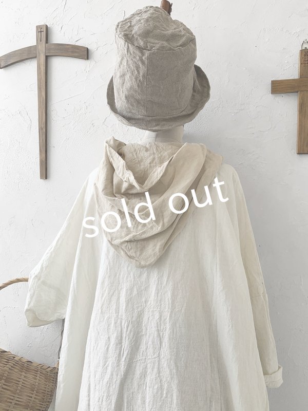 画像10: MARCHE' DE SOEUR／フードワンピース・オフ×ベージュ (10)