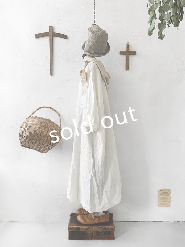 画像8: MARCHE' DE SOEUR／フードワンピース・オフ×ベージュ (8)