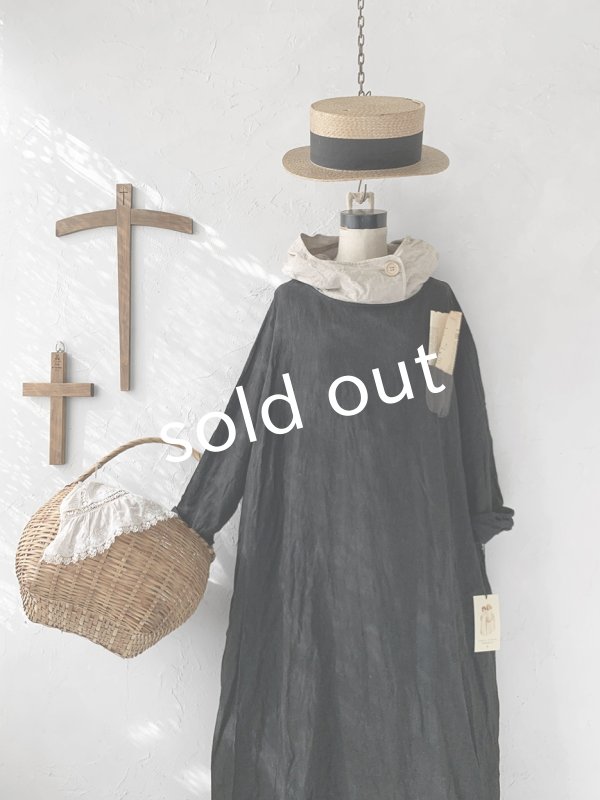 画像2: MARCHE' DE SOEUR／フードワンピース・黒×生成り (2)