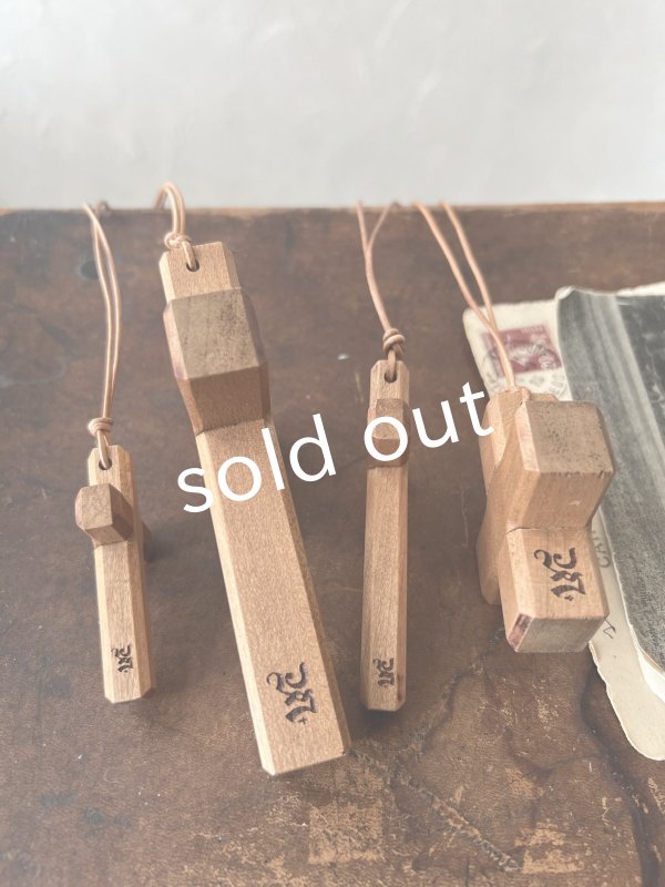 画像4: MARCHE' DE SOEUR／木の十字架ネックレス (4)