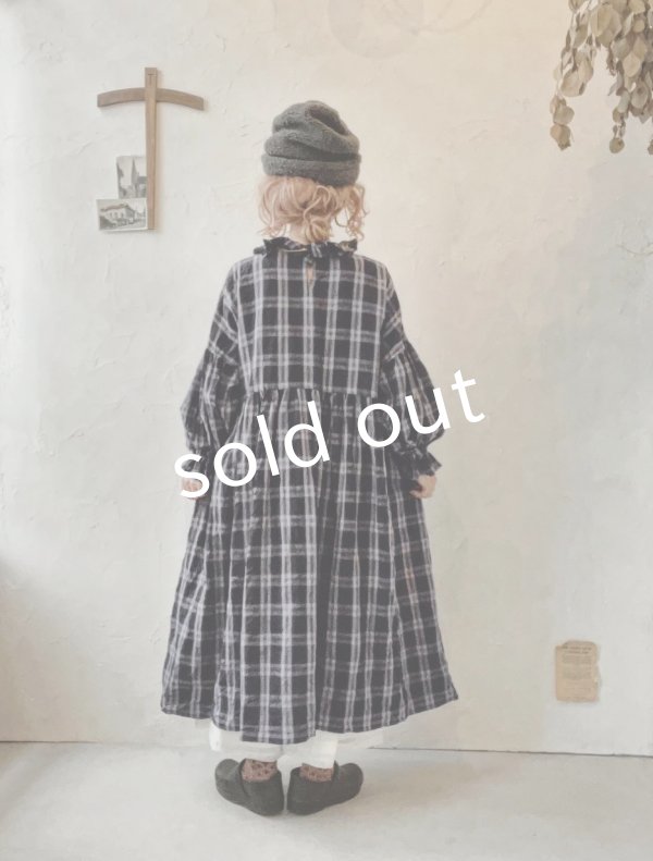 画像9: MARCHE' DE SOEUR／ラッフル襟のワンピース・ネイビーチェック (9)