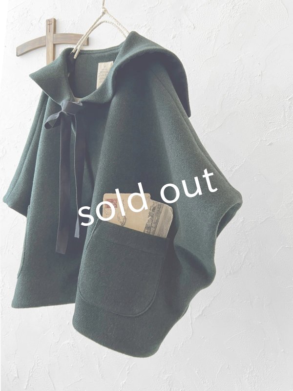 画像2: MARCHE' DE SOEUR／セーラ襟のタッセルちびコート・ダークグリーンモッサ (2)