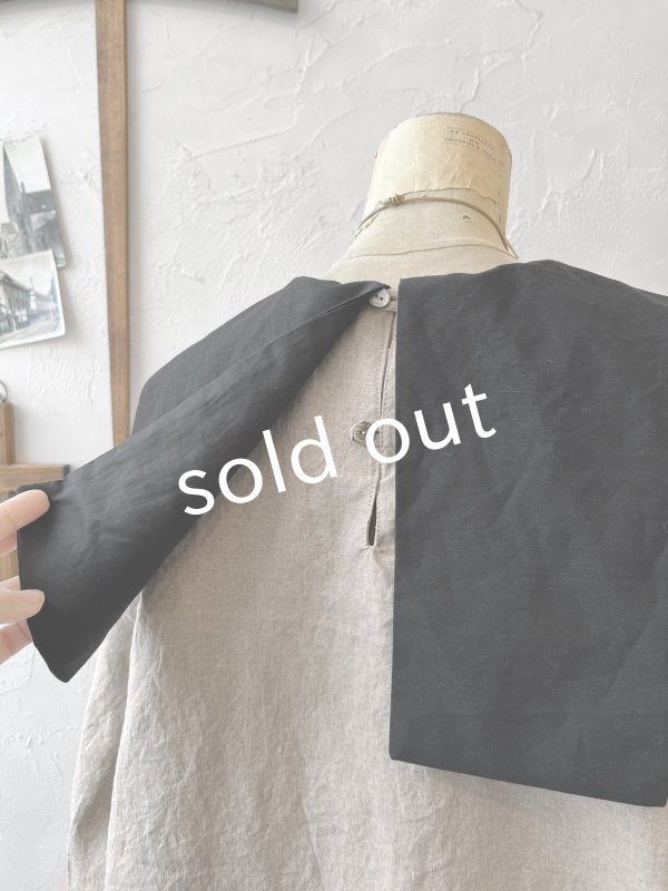 画像9: je suis comme je suis/ビブカラーブラウス・生成り×黒襟 (9)