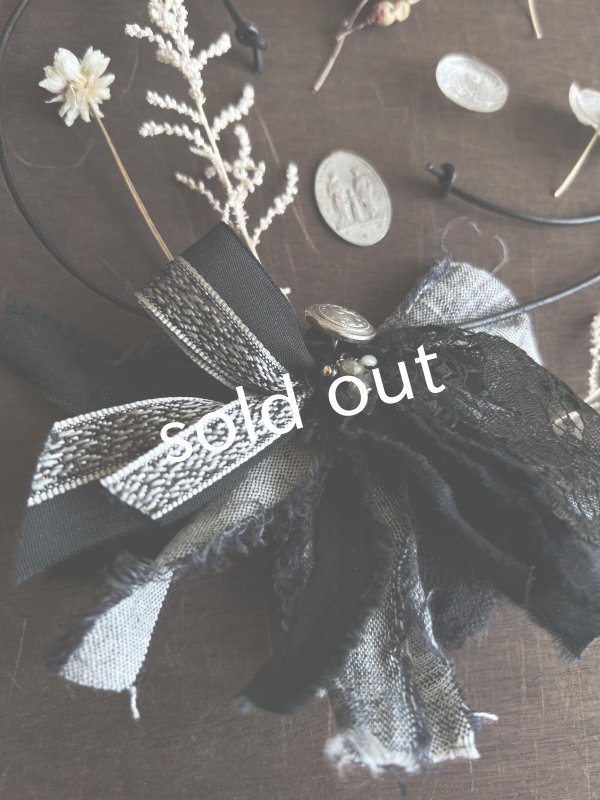 画像2: toromeco／アンティークレースとメタルボタンのネックレス (2)