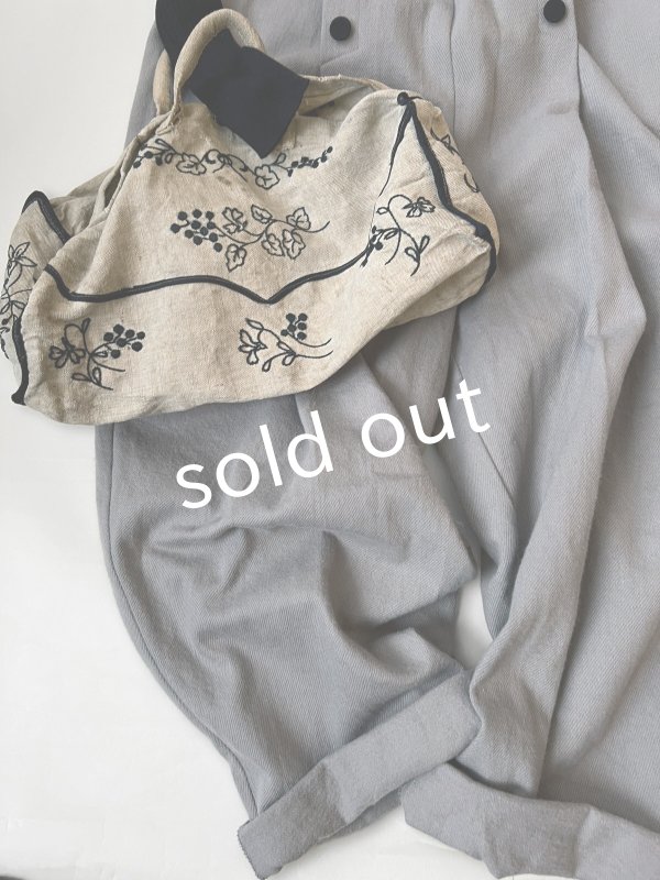 画像10: MAGALI /タックボタンパンツ・アッシュグレー (10)