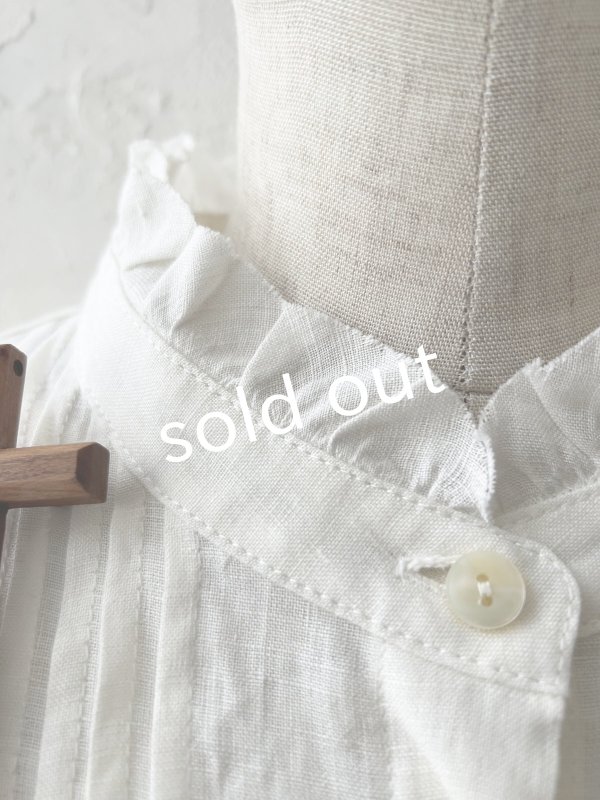 画像10: nous rendent heureux/フリル襟ピンタックブラウス・黒 (10)