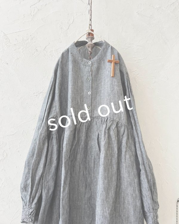 画像2: ubasoku/ボリューム袖ギャザーワンピース・ブラックストライプ (2)