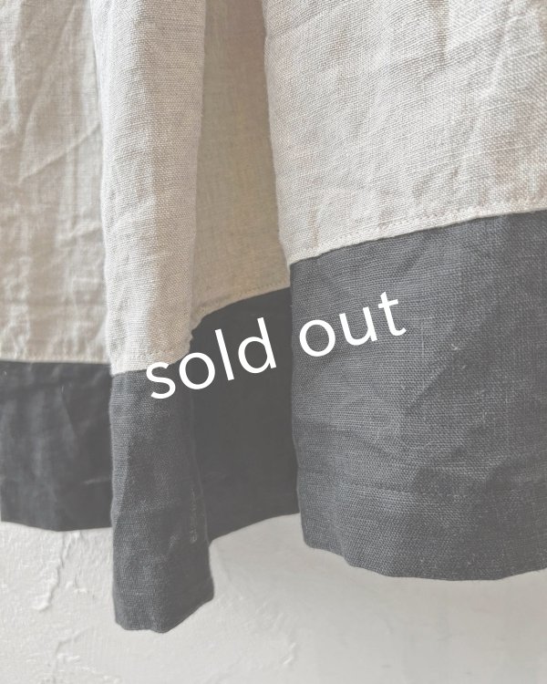 画像11: Avenue／後ろくるみボタンのワンピース・黒×生成り (11)