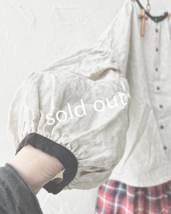 画像5: ubasoku/0530 バイカラーパフ袖ブラウス (5)