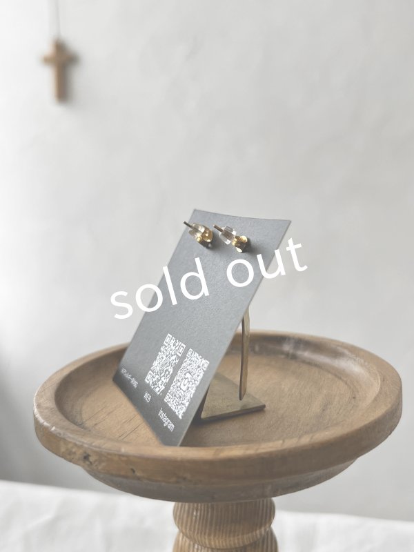 画像4: sorelle／真鍮のピアス・スクエア (4)