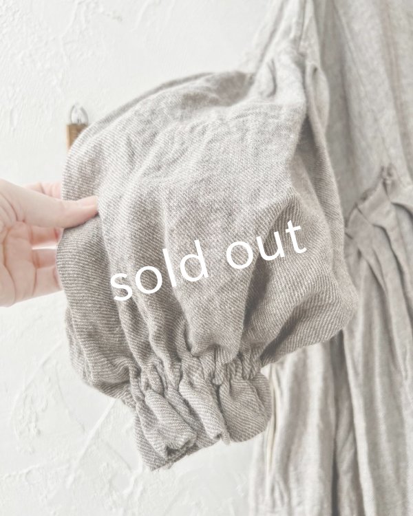 画像6: MARCHE' DE SOEUR/サイドタックワンピース・ベージュ (6)