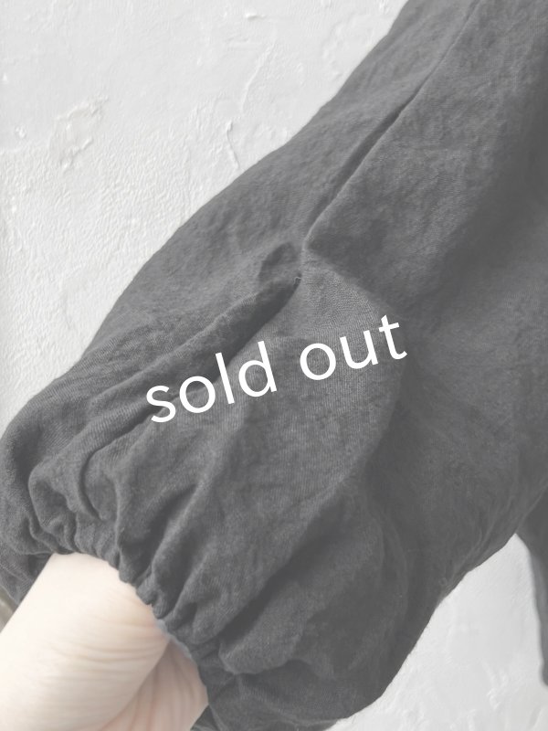 画像4: Libera&Capricciosa/2wayリネンブラウス・ブラック (4)