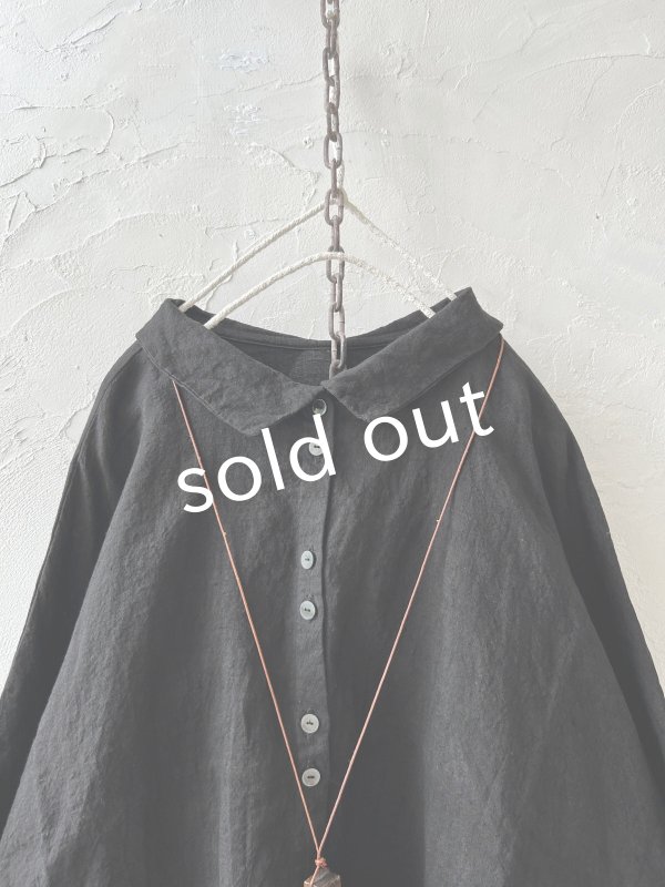 画像2: Libera&Capricciosa/2wayリネンブラウス・ブラック (2)