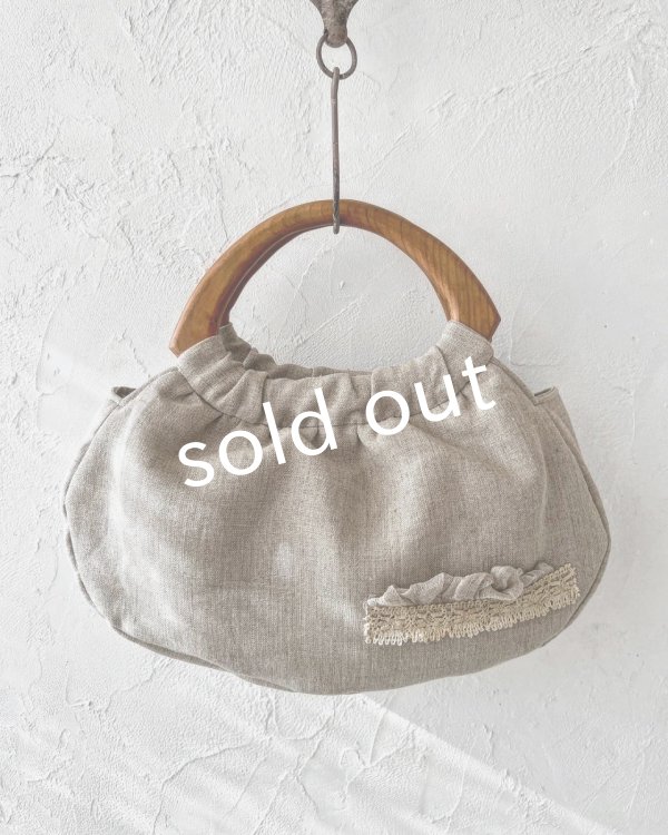 画像6: ecru-ke／木の持ち手バッグ・ブラックチェリー＆ギャザーリネン (6)