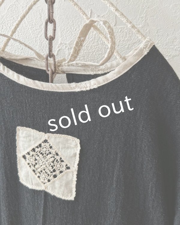 画像5: MARCHE' DE SOEUR／ブルターニュのワンピース・黒×生成り刺繍 (5)