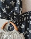画像5: MARCHE' DE SOEUR／ブルターニュのワンピース・ココアベージュ×黒刺繍 (5)