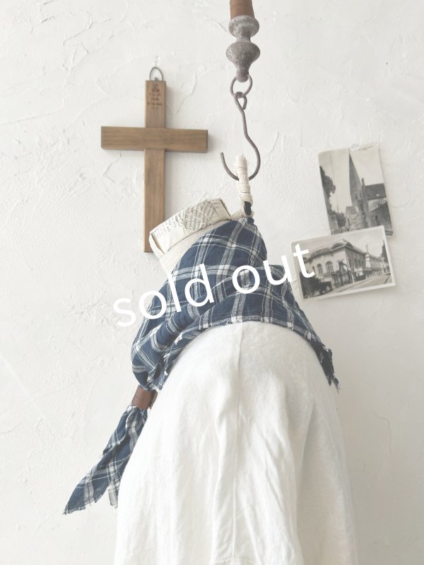 画像5: MARCHE' DE SOEUR/革タグ付きストール・ブルーチェック (5)