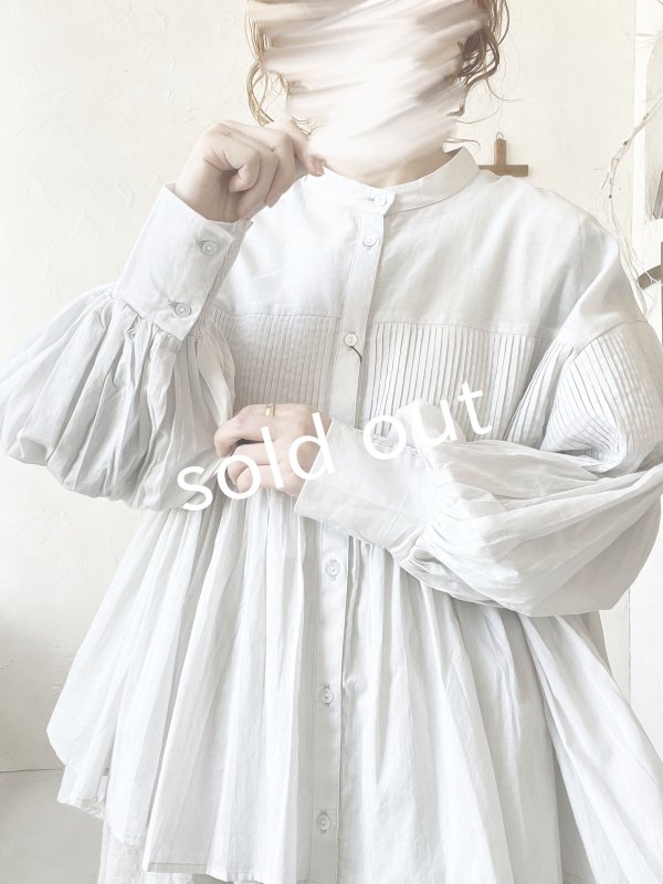 画像12: tegami/ドロップピンタックのカフスブラウス・ライトグレー (12)