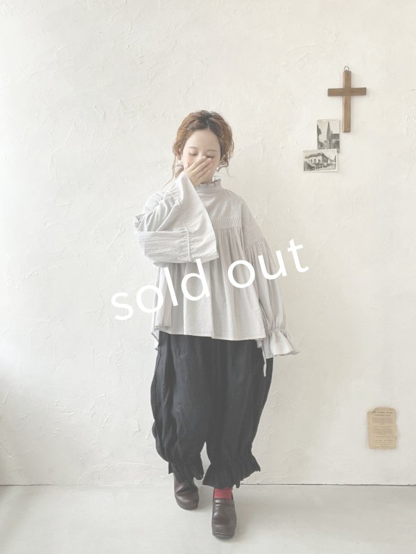 画像16: tegami/ピンタックリボンパフ袖のブラウス・ライトグレー (16)