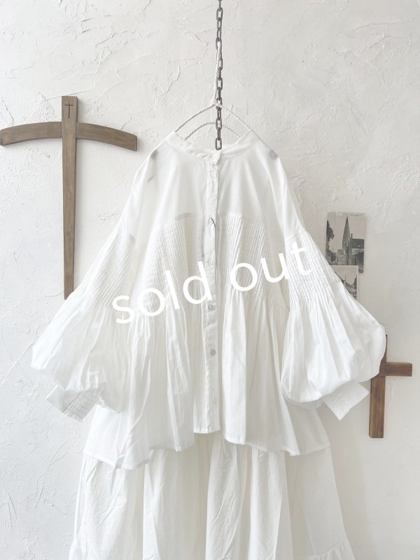 画像2: tegami/ドロップピンタックのカフスブラウス・オフ (2)