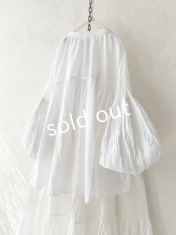 画像7: tegami/ピンタックバルーン袖のブラウス・オフ (7)