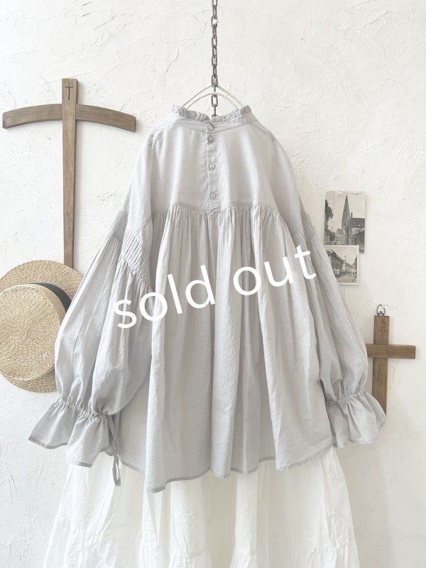 画像8: tegami/ピンタックリボンパフ袖のブラウス・ライトグレー (8)