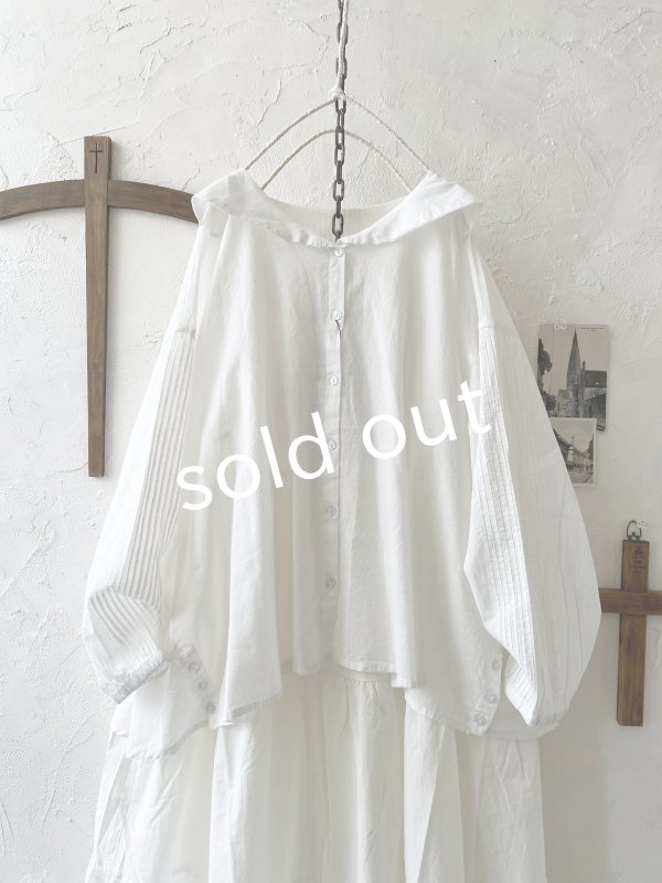 画像2: tegami/ニュアンスセーラー襟のブラウス・オフ (2)