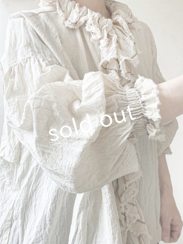 画像11: MARCHE' DE SOEUR／フローフリルパフ袖ブラウス・ブルー (11)