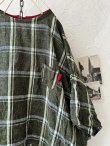 画像2: MARCHE' DE SOEUR／リネンプルオーバー・グリーンチェック (2)