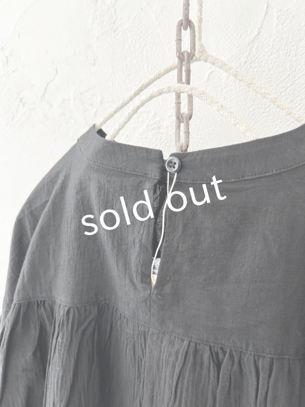 画像5: Dgy/ふんわり袖のジョーゼットブラウス・黒 (5)