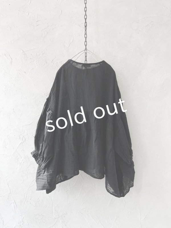 画像4: Dgy/フレアギャザーのガーゼブラウス・黒 (4)